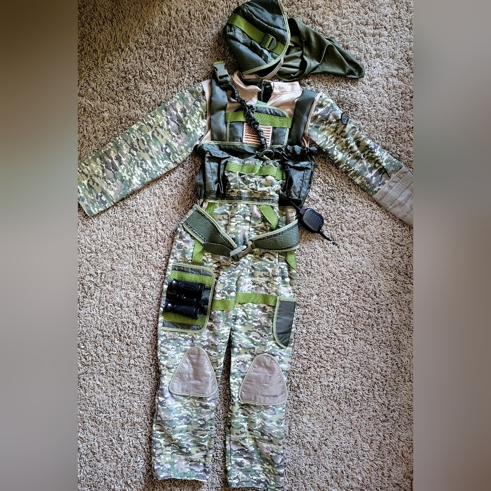Youth Boys Camouflage Kids Costume SZ(7-8)Great Condition)